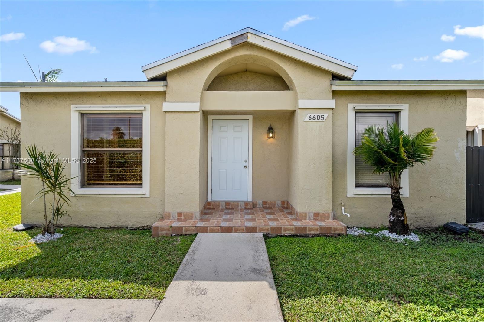6605 SW 152nd Ct # 40, Miami FL 33193