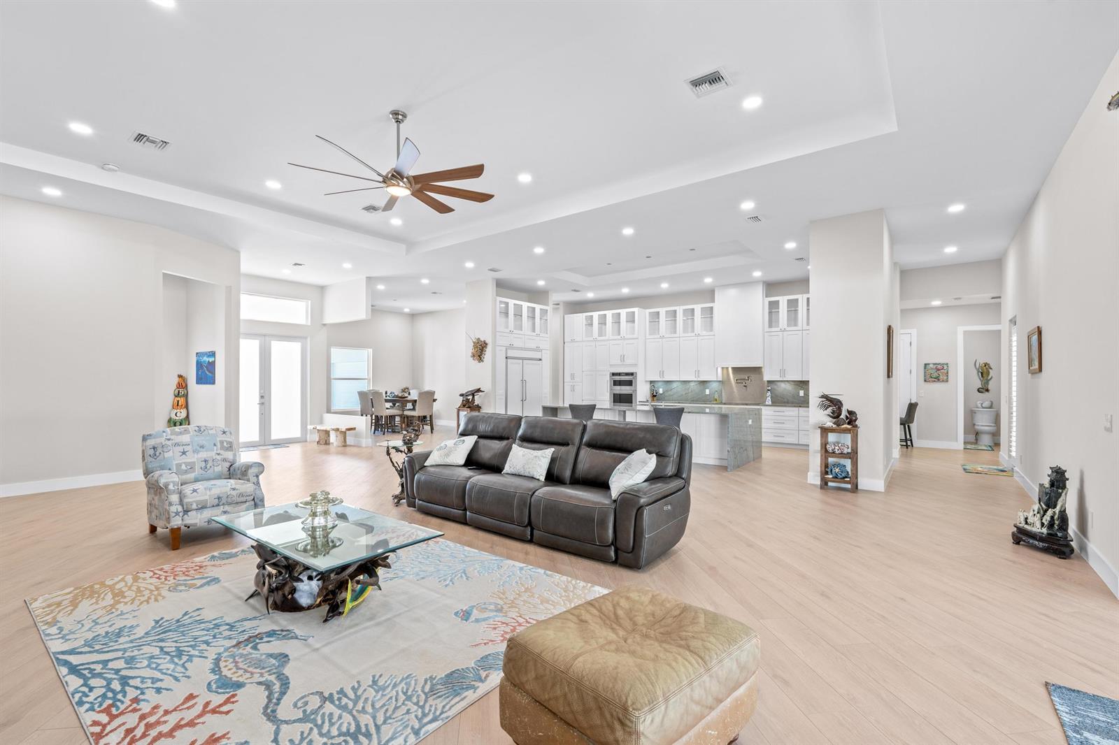 A7404625 — 8425 Apache Boulevard, FL 33470, FL