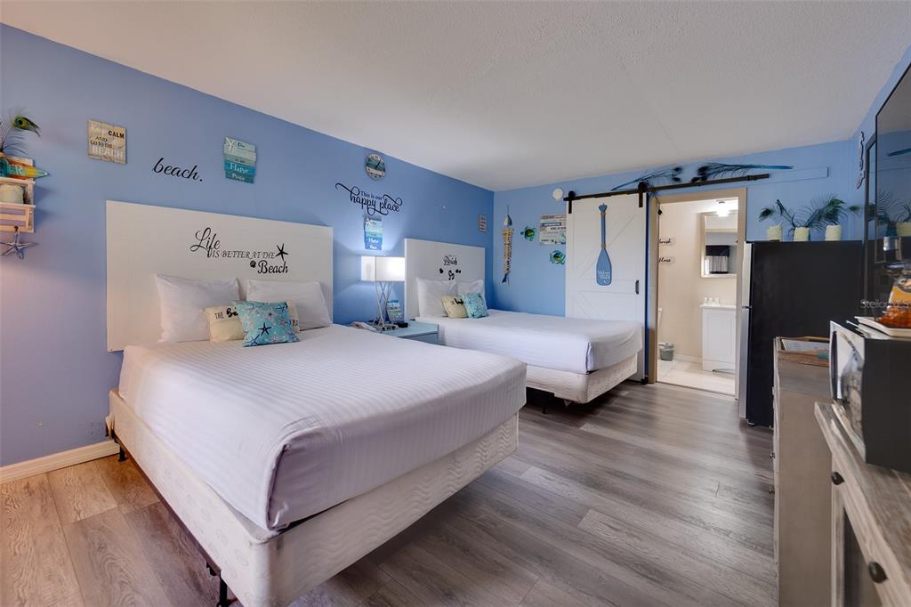7150 N TAMIAMI TRAIL UNIT S-606