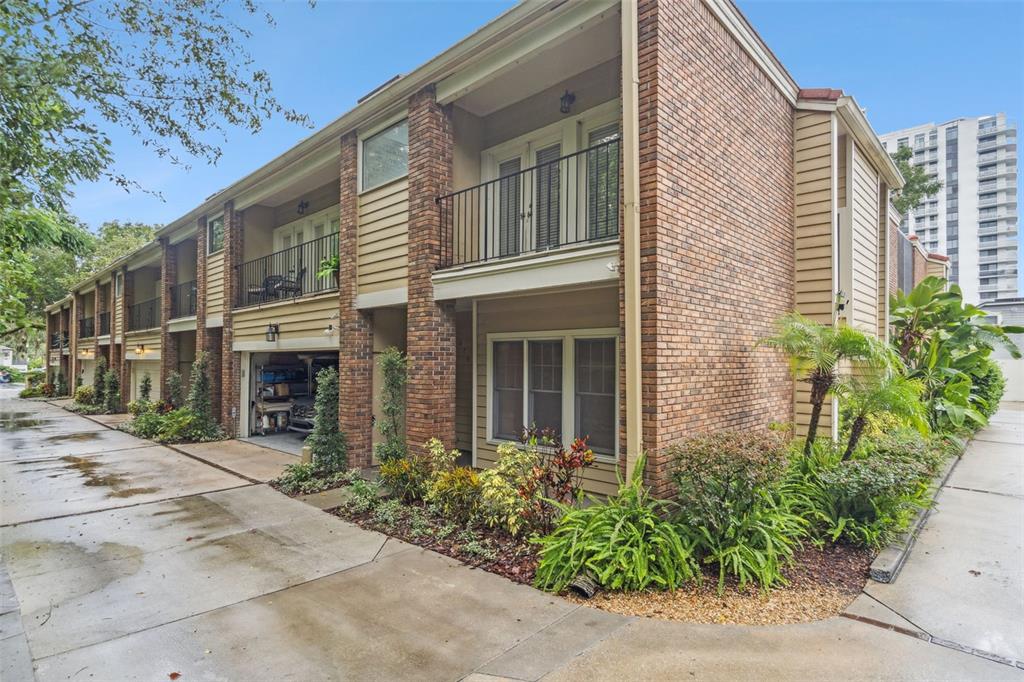 619 BROADWAY AVENUE UNIT 8