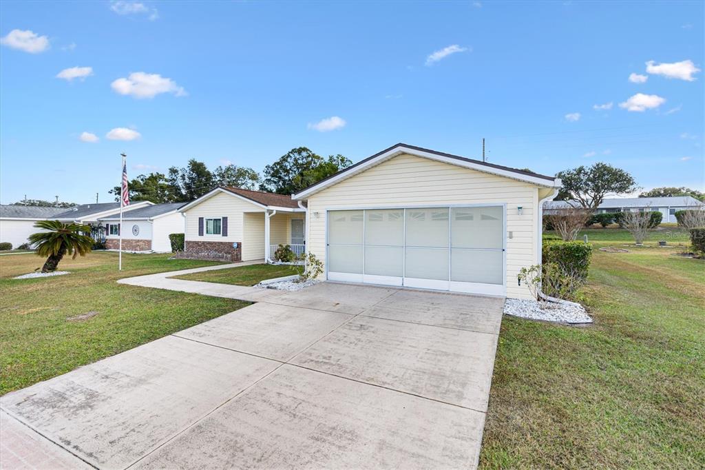 10767 SE 174TH LOOP, SUMMERFIELD, FL — photo 2 of 30