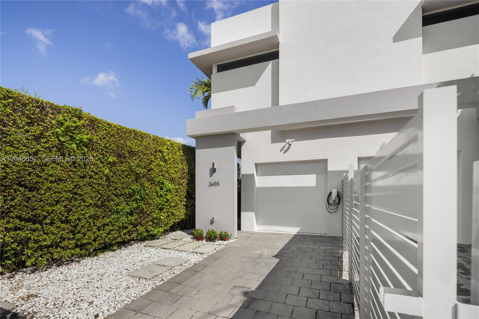3655 SW 25th St # 3655, Miami FL 33133