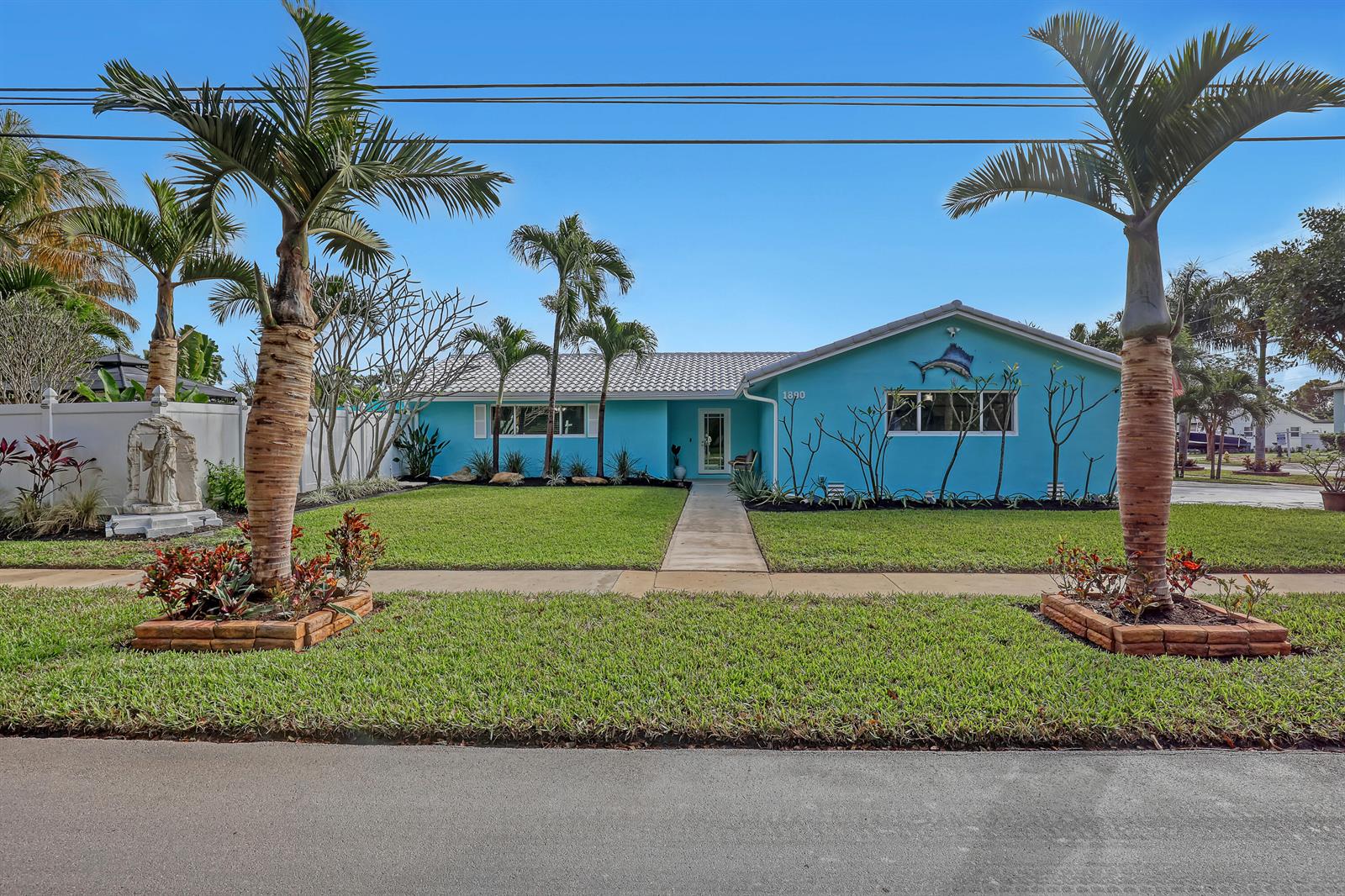 1890 SW 59th Avenue SW, Plantation FL 33317