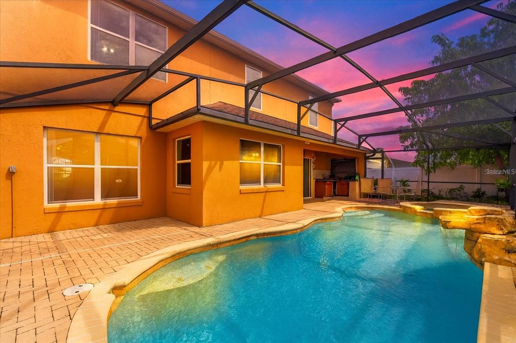 314 EDGEWOOD COURT