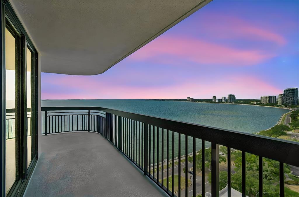 2413 BAYSHORE BOULEVARD UNIT 1904