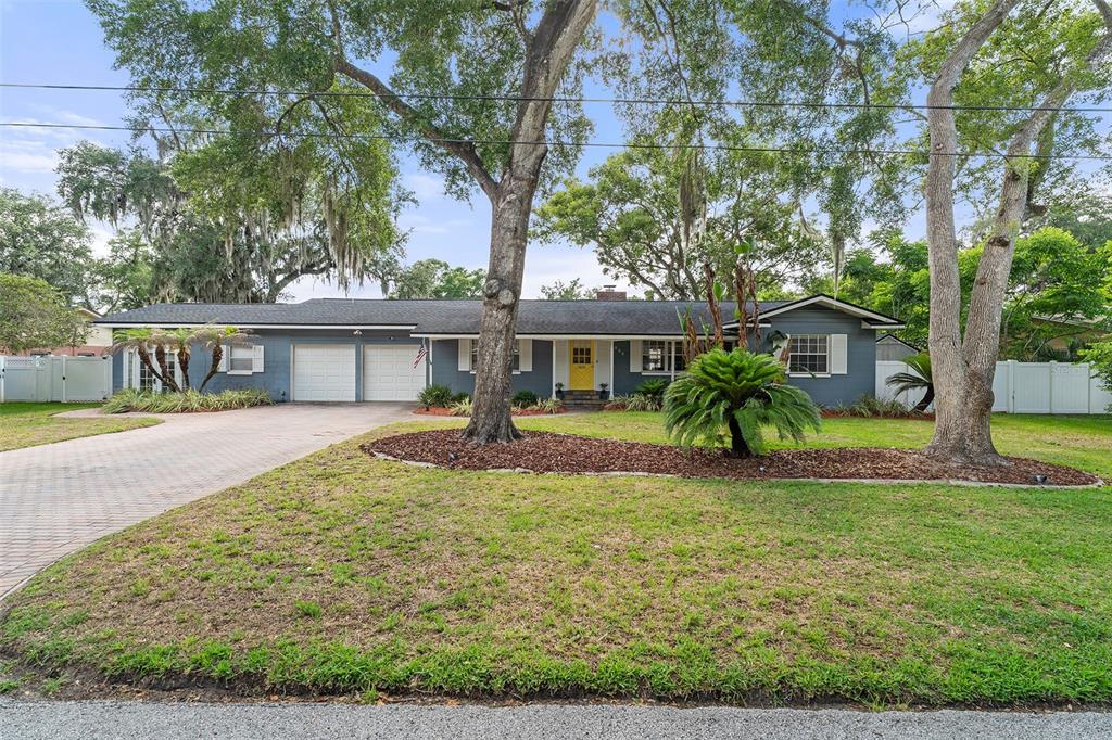 1065 GREGORY DR
