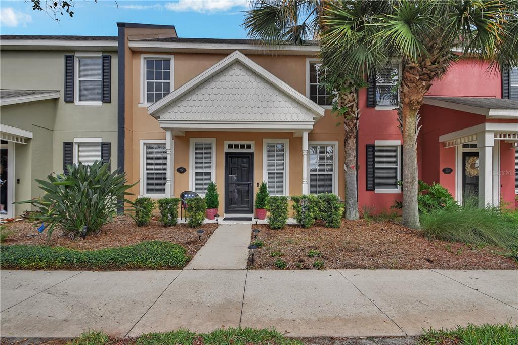204 WOODHOUSE LANE