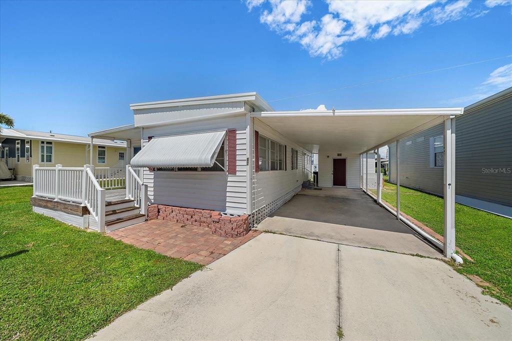 17 FLORES DRIVE