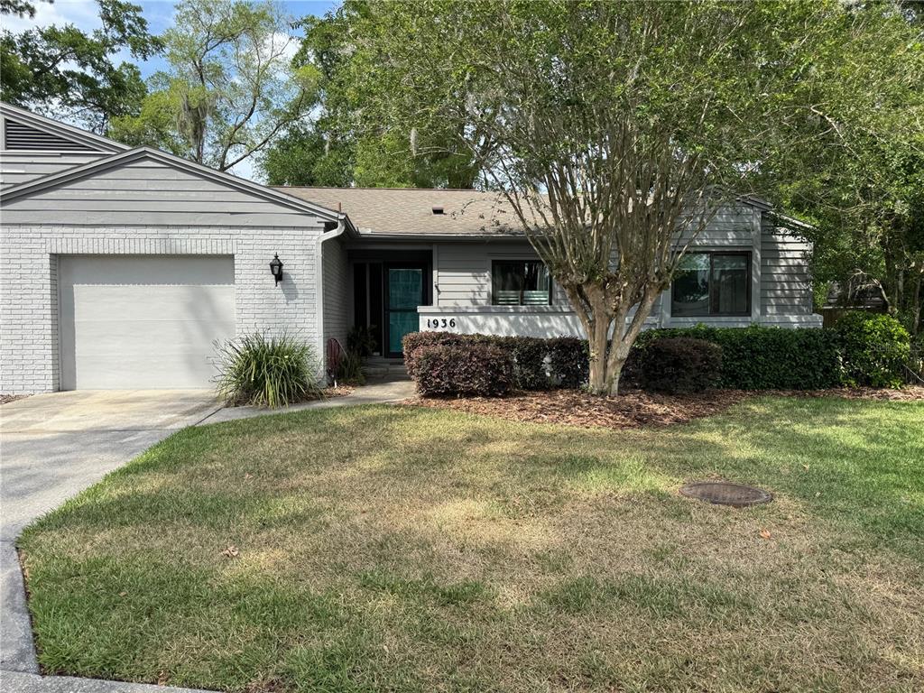 1936 SE 37TH COURT CIRCLE