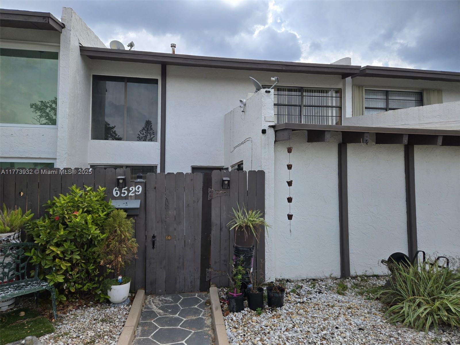 6529 SW 113th Ave # 6529, Miami FL 33173