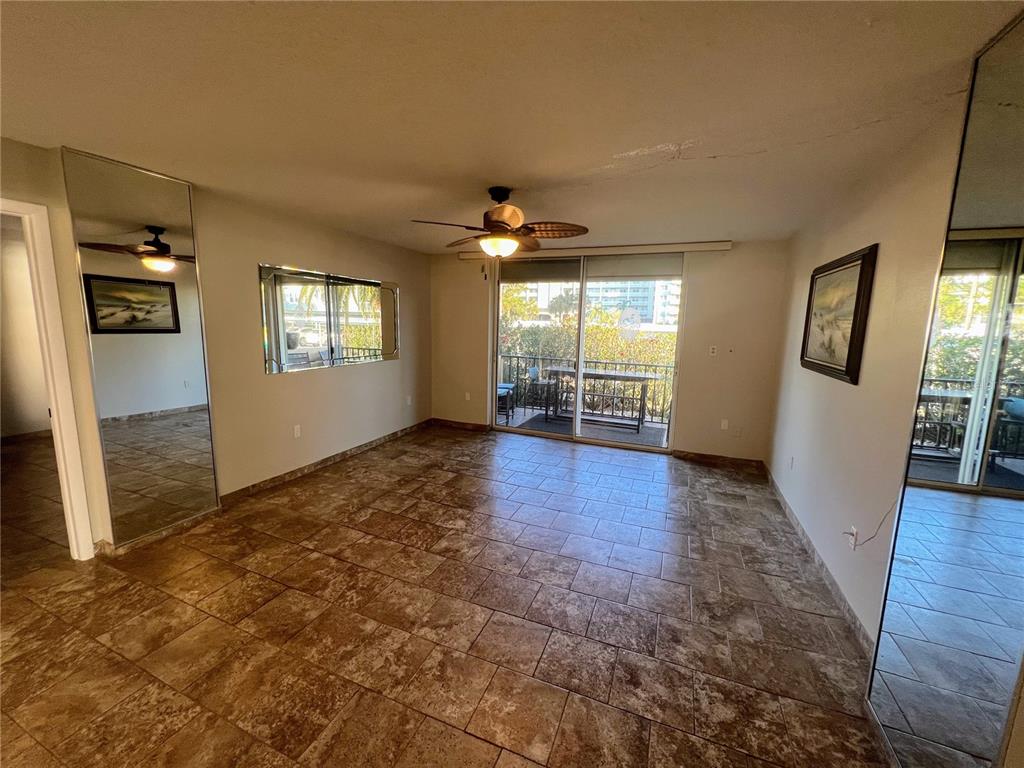 9 HAIG PLACE UNIT 101, DUNEDIN, FL — photo 3 of 18