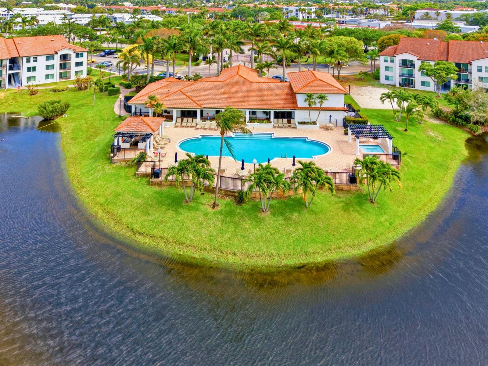 316 Villa Circle, Boynton Beach FL 33435