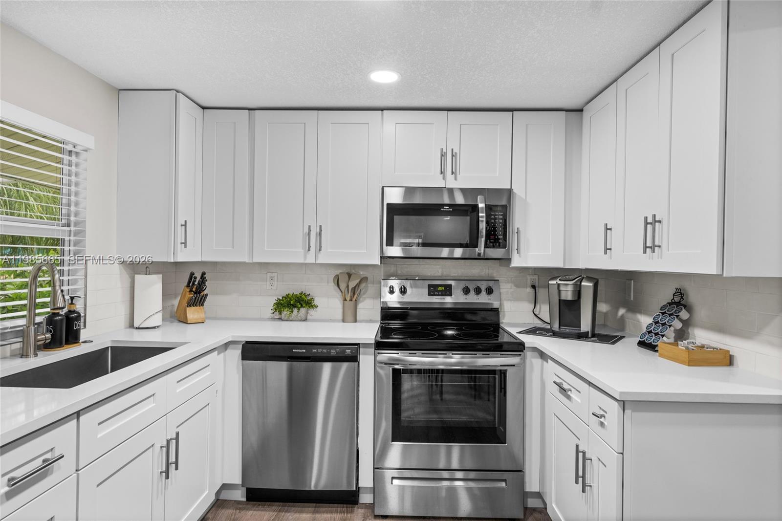 6674 4th, Jupiter FL 33458, JUPITER, FL — photo 4 of 15