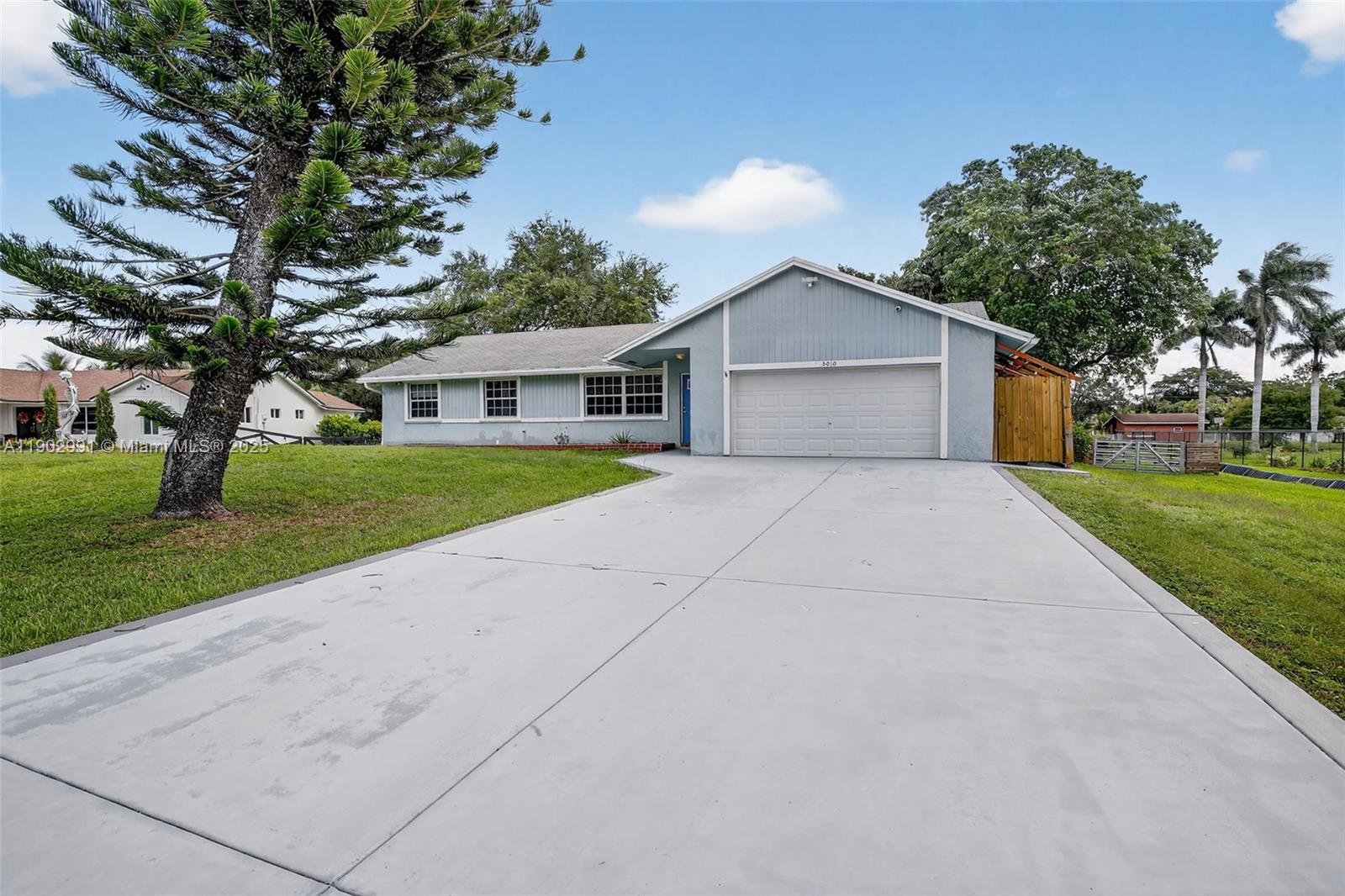 5010 SW 201st Ter, Southwest Ranches FL 33332