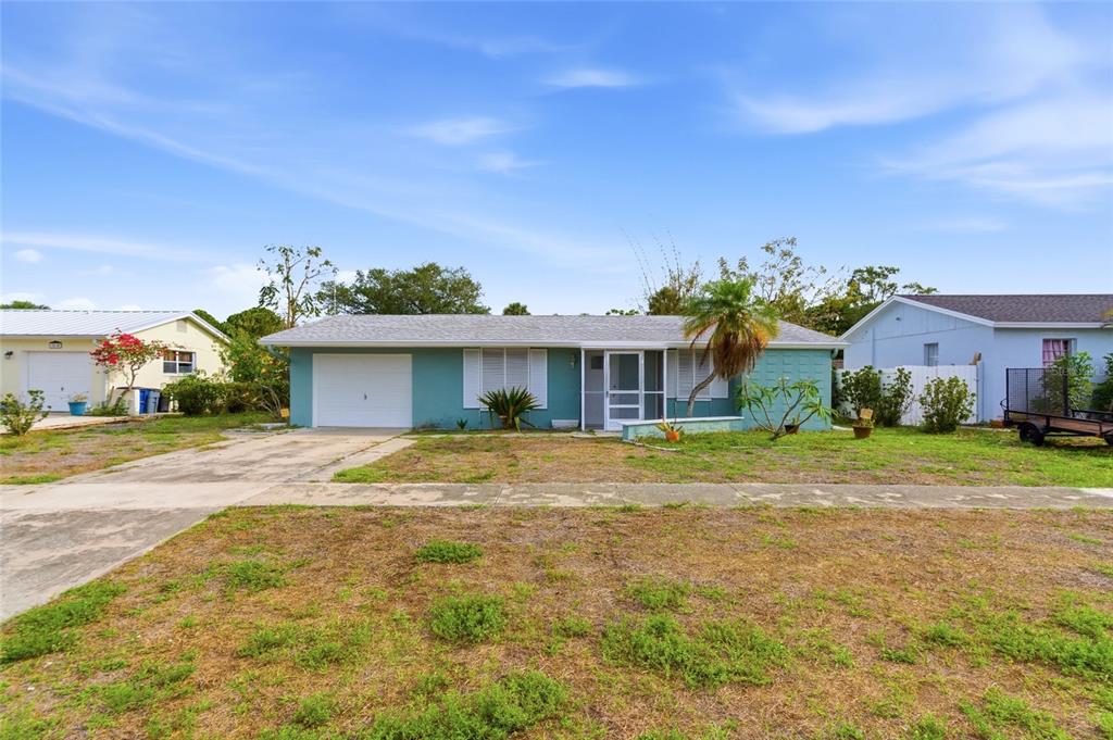 1032 WINSOME ROAD