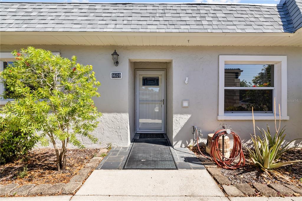 9609 BRASSIE COURT