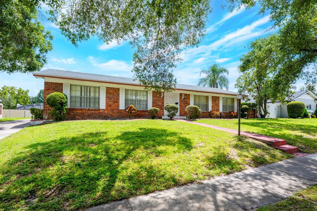 3069 BAY TREE DRIVE