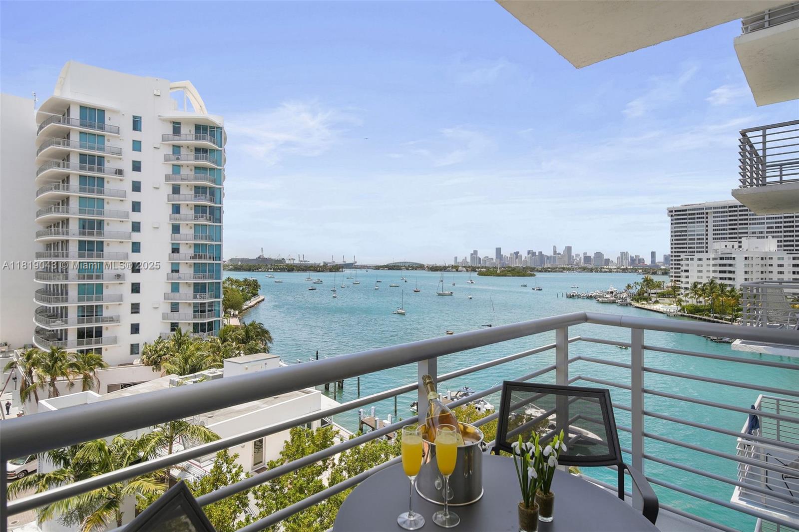 1450 Lincoln Rd # 809, Miami Beach FL 33139