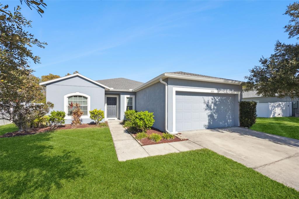 3153 QUEEN ALEXANDRIA DRIVE