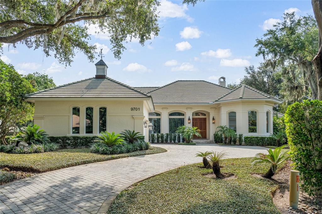 9701 LAKE ISLEWORTH COURT