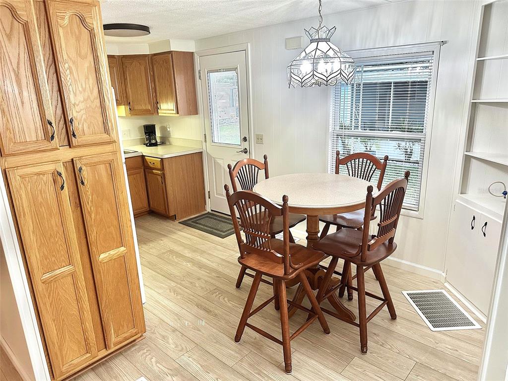 2000 E BAY DRIVE UNIT 83, LARGO, FL — photo 2 of 15