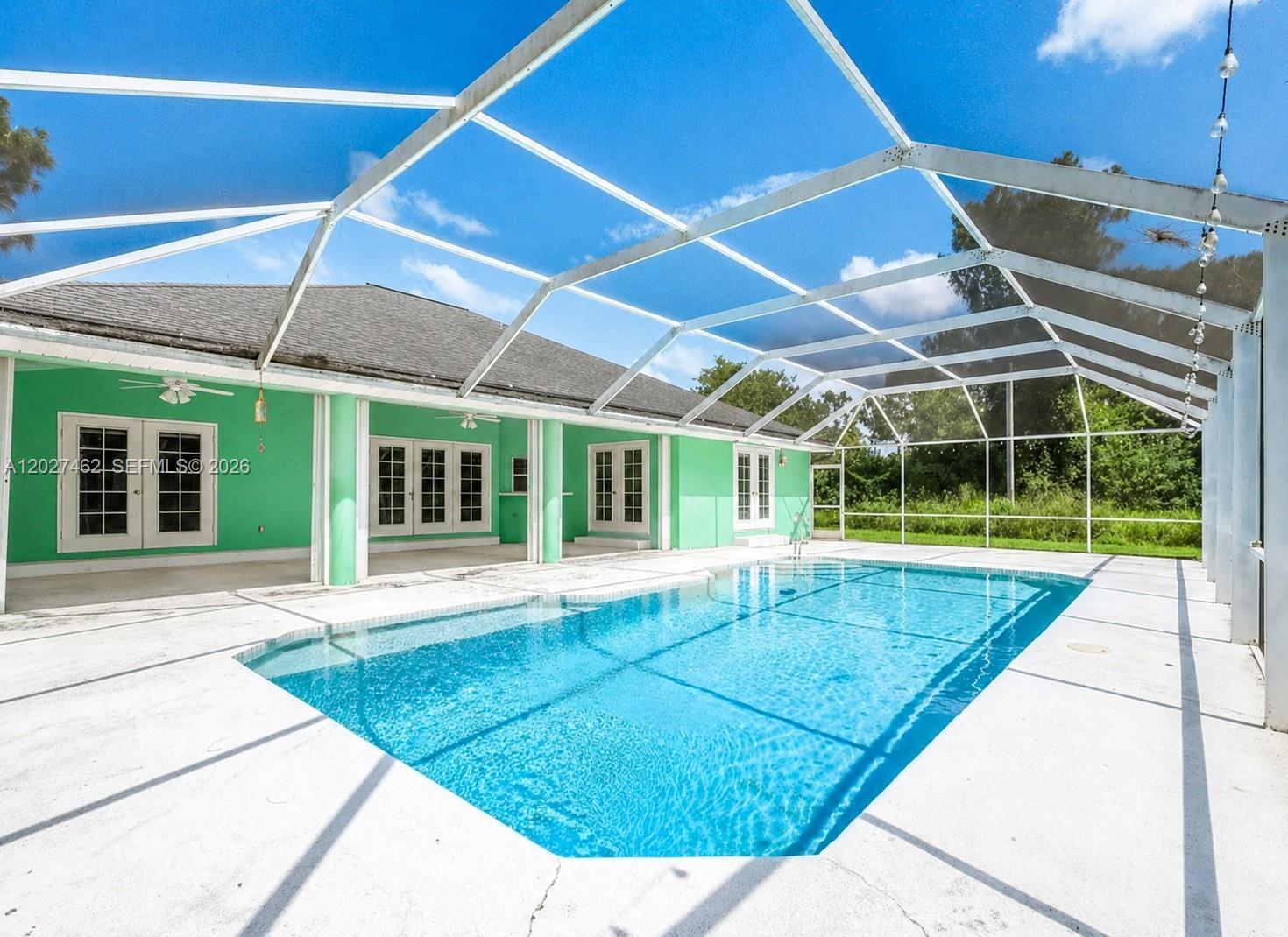 811 Jefferson Ave, Lehigh Acres FL 33936