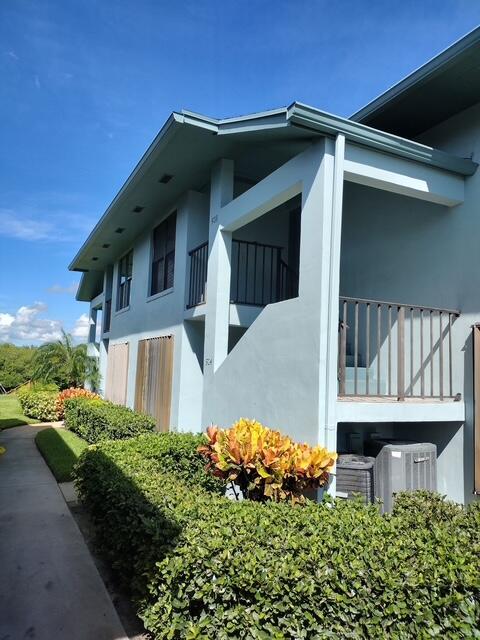 Building — 950 S Kanner # 508, Stuart FL 34994, STUART, FL