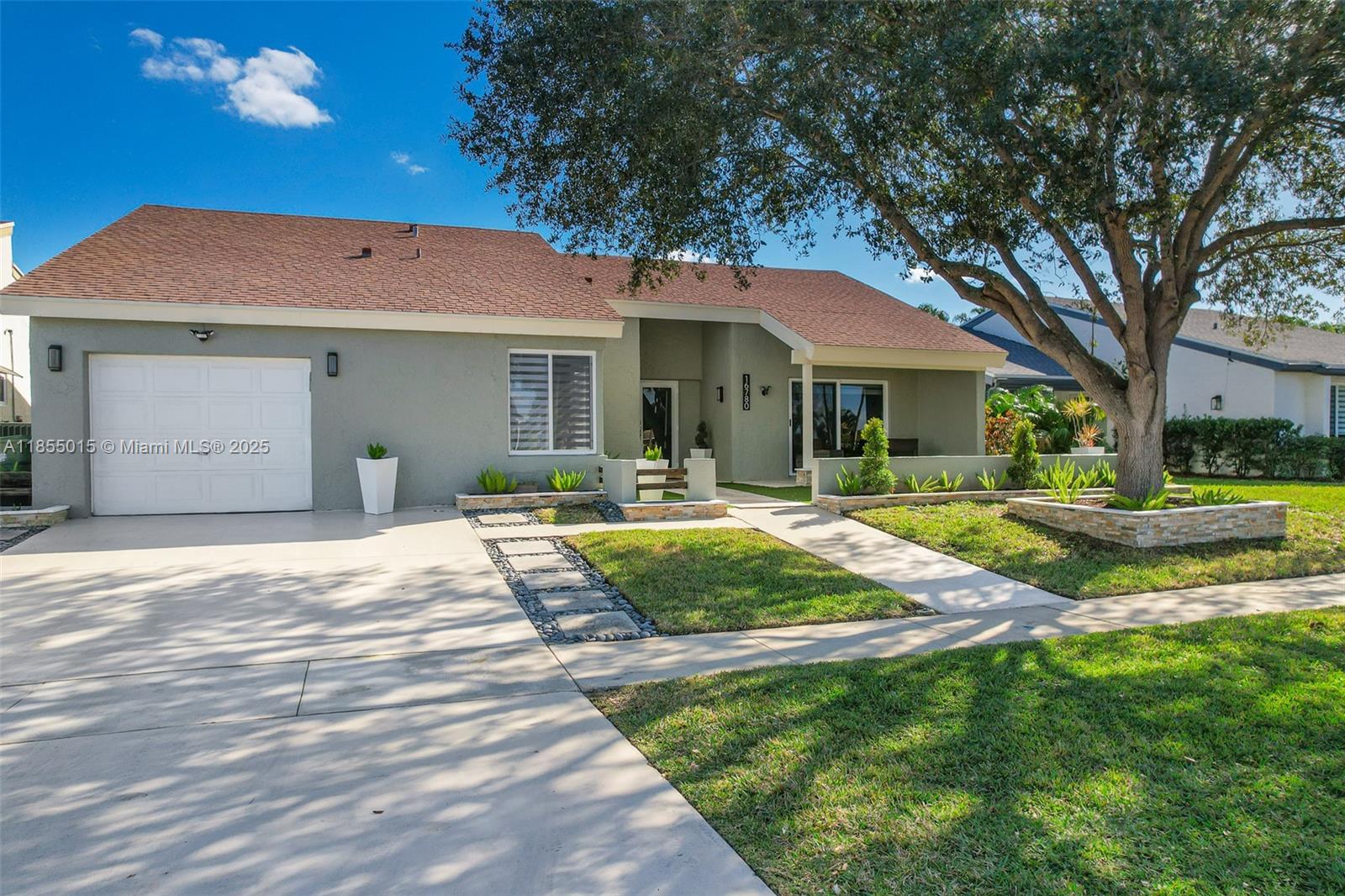 16780 Redwood Way, Weston FL 33326