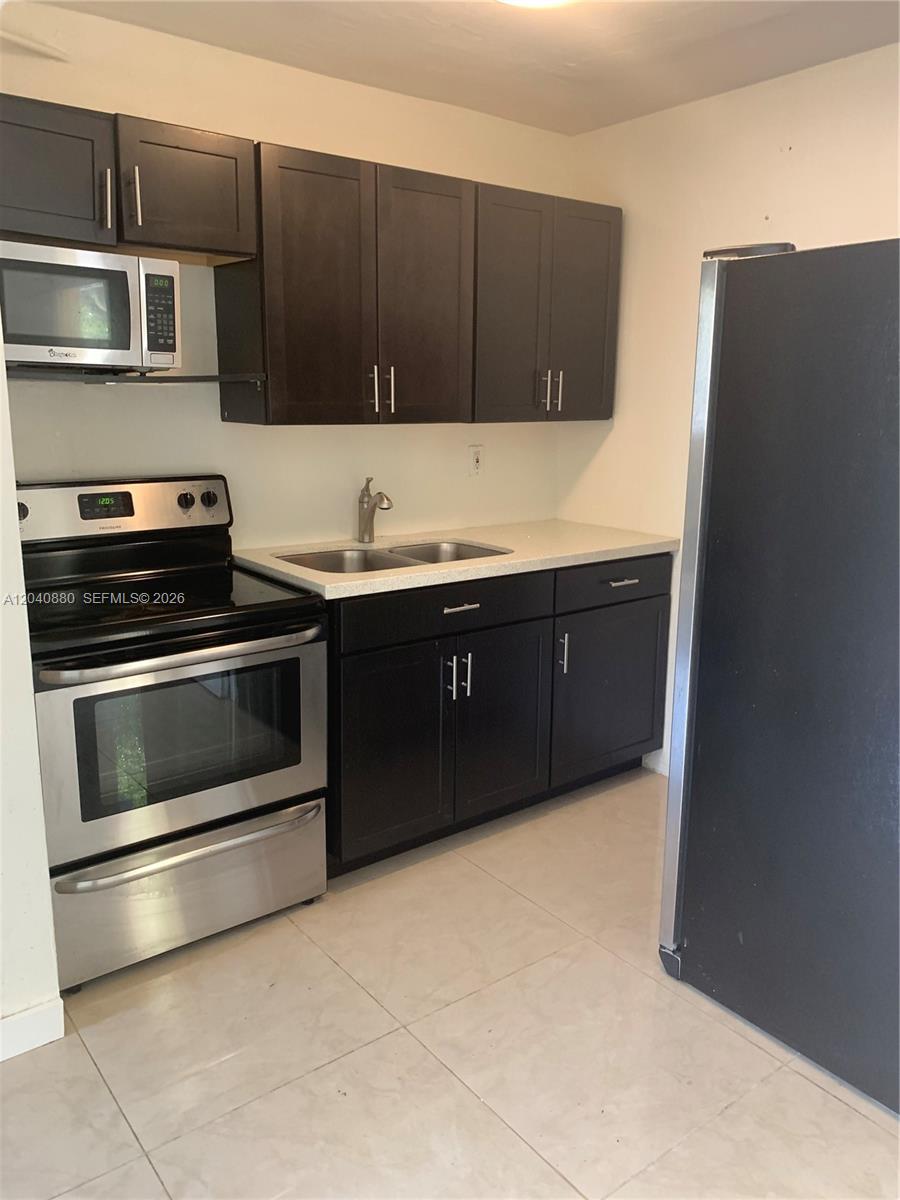 2715 Tigertail Ave # 109, Miami FL 33133