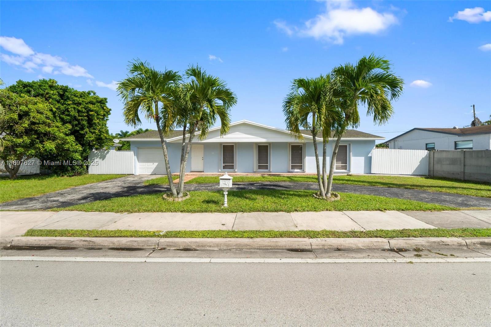 15913 Fairway Heights Blvd, Miami FL 33157
