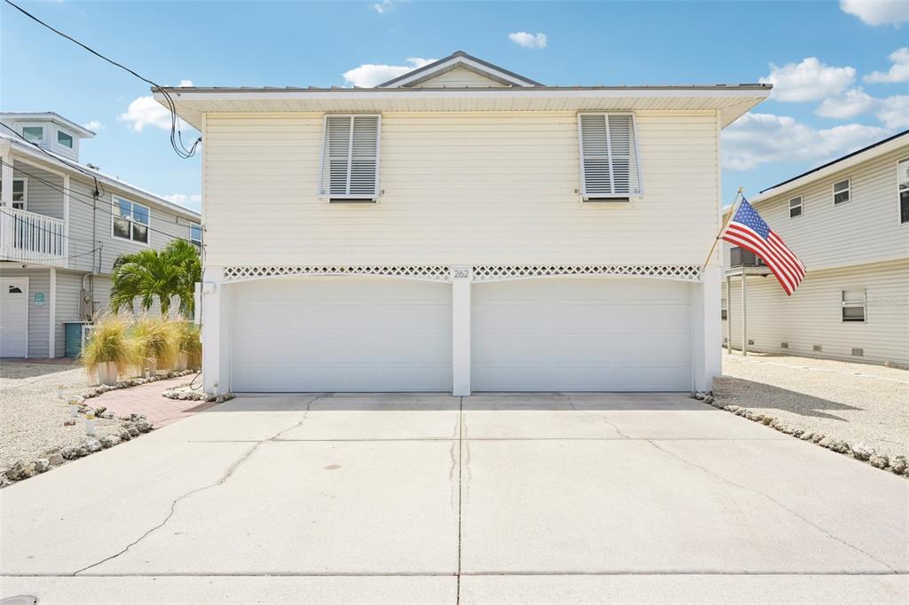 262 S HARBOR DRIVE