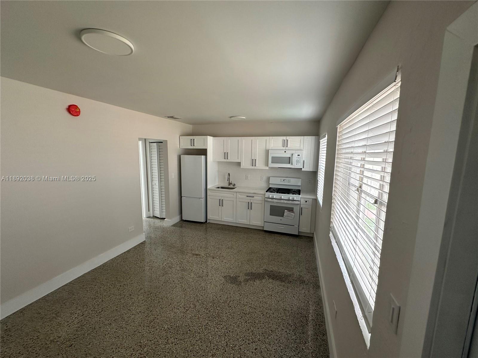 211 SW 18th Ave # 2, Miami FL 33135