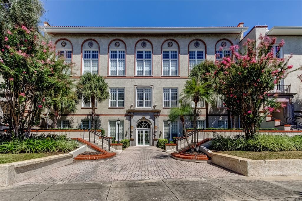 701 MIRROR LAKE DRIVE N UNIT 103