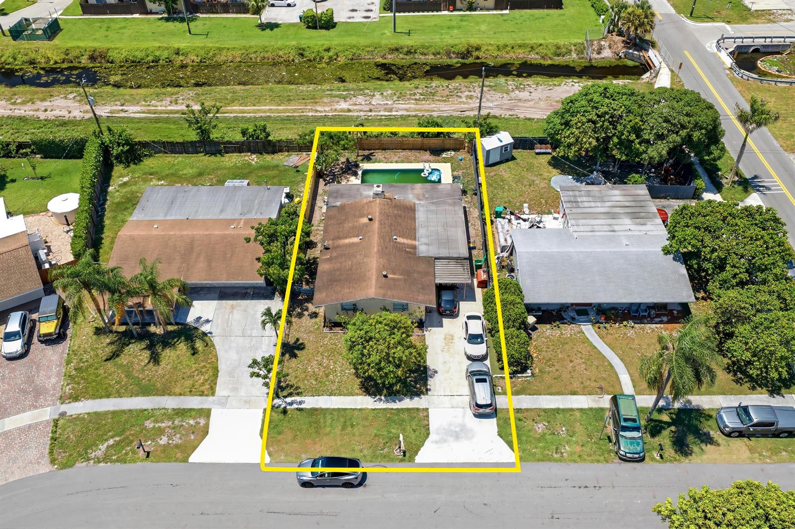 18 Andros Road, Palm Springs FL 33461