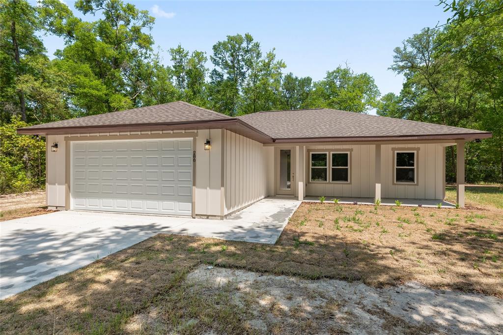 288 SW CABOOSE DRIVE