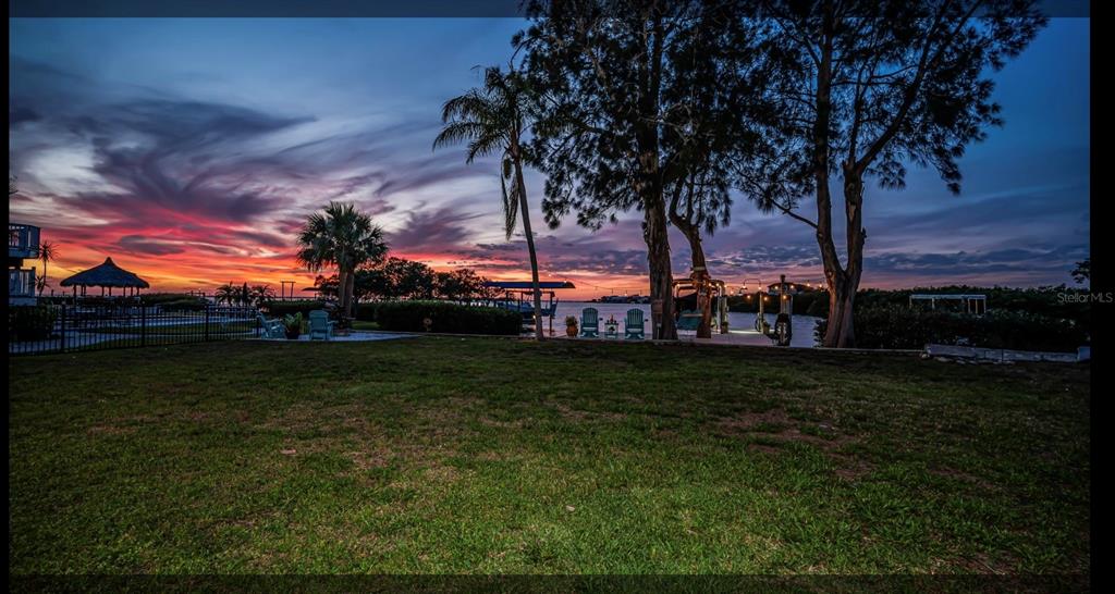 1624 SEA BREEZE DRIVE