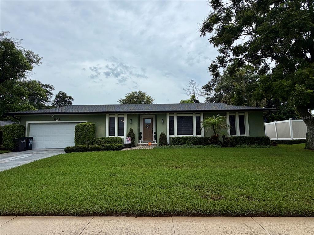 1105 DORIS STREET