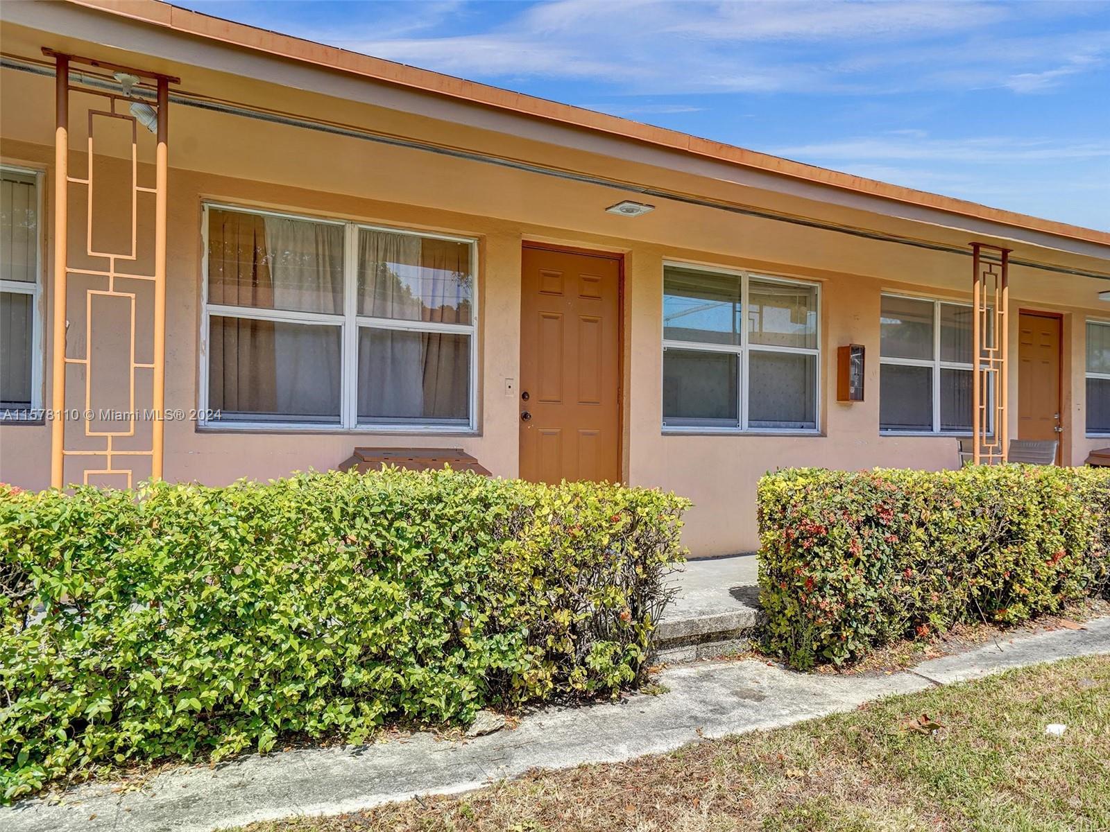 2191 NE 167th St, North Miami Beach FL 33162