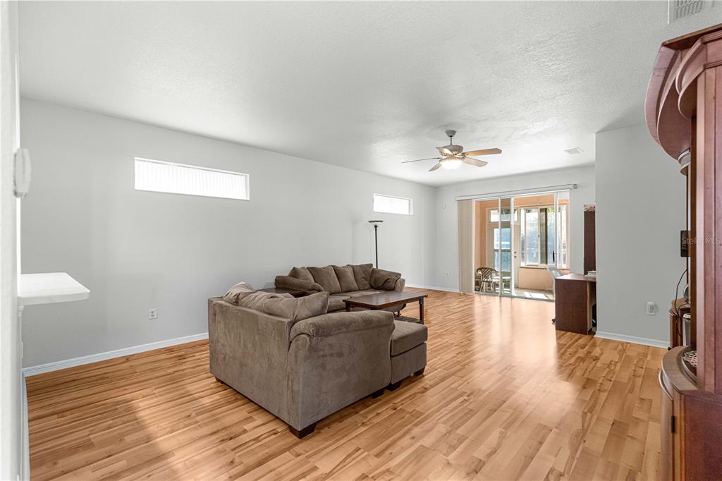 8637 SW 88TH LOOP, OCALA, FL — photo 4 of 30