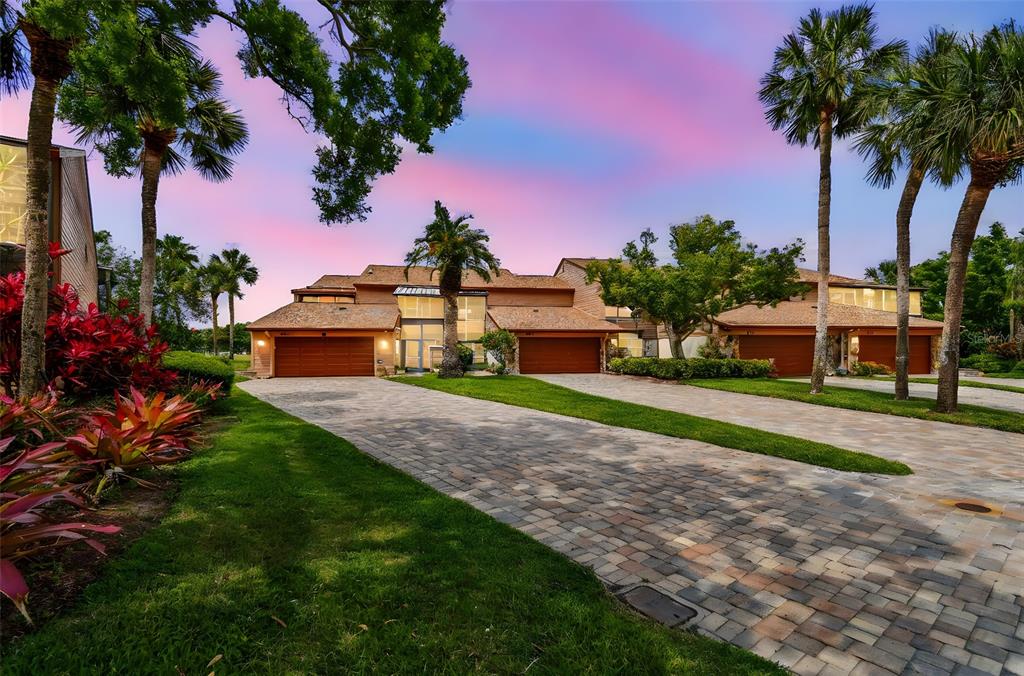 2421 LAKE POINT LANE