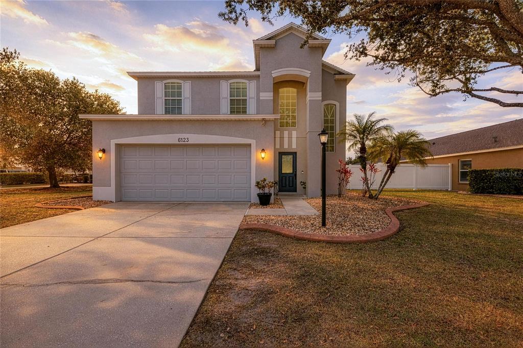6123 BLUE RUNNER COURT