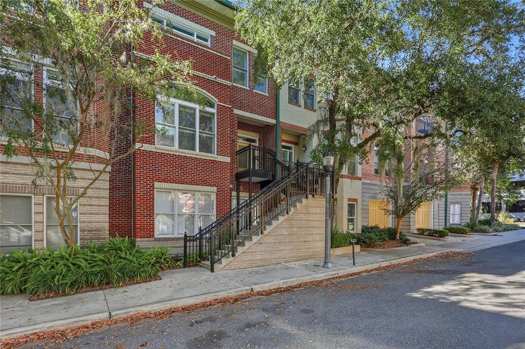 132 NE 4TH STREET