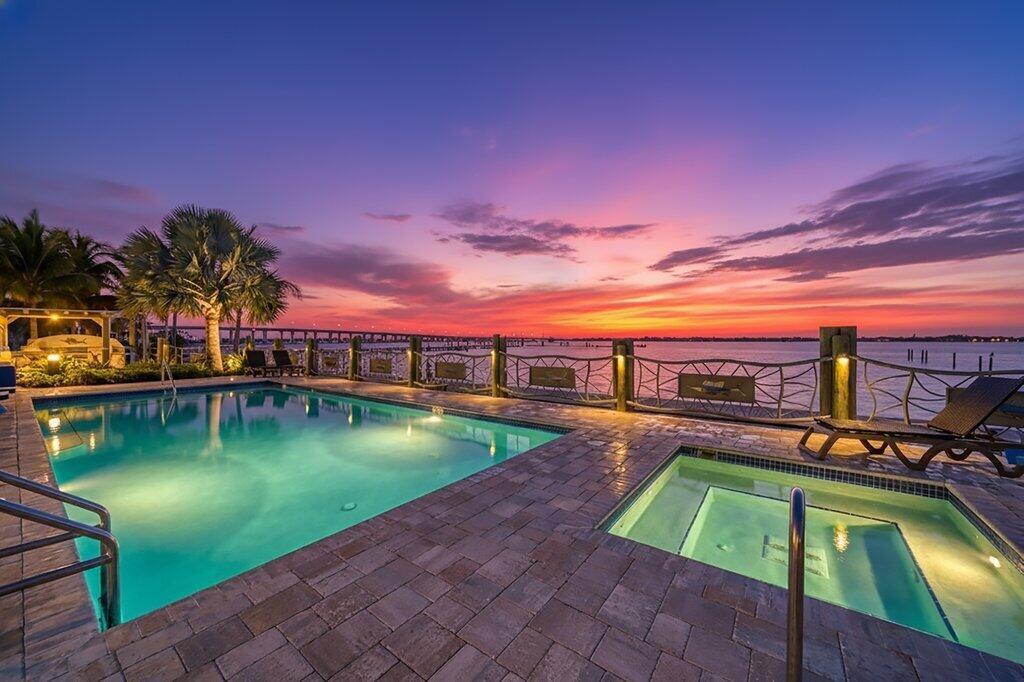 41 SW Seminole Street # 205, Stuart FL 34994