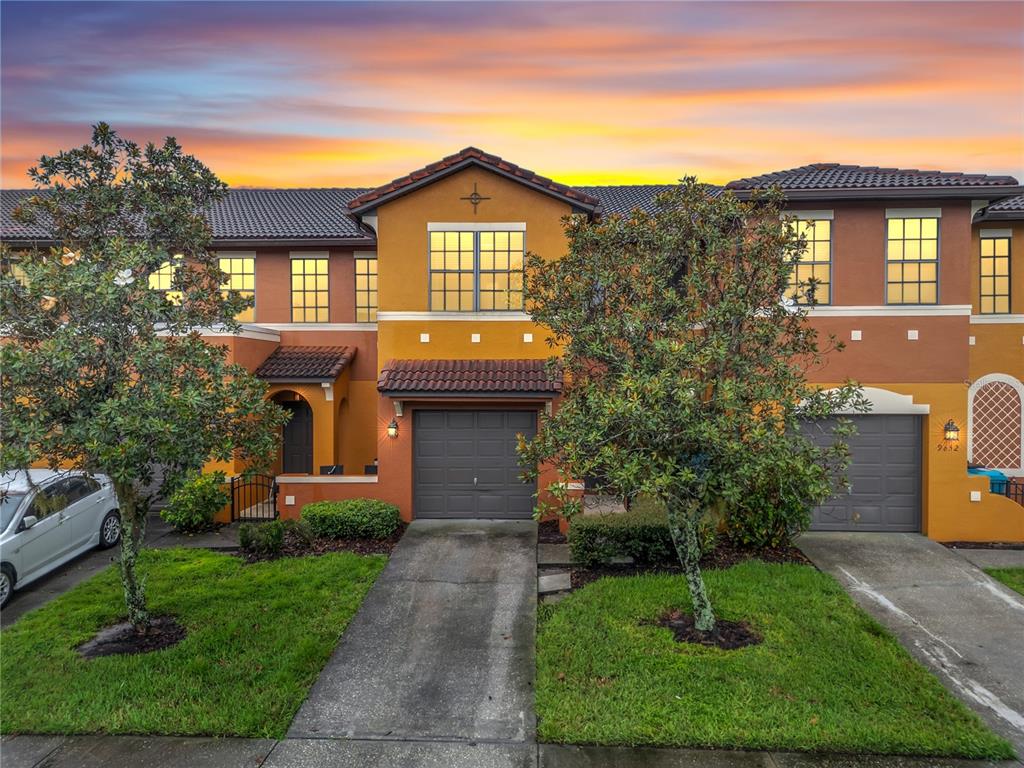 9656 DORIS LANE
