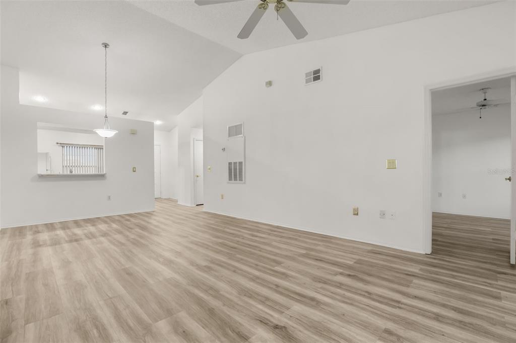 13324 FAIRWAY GLEN DRIVE UNIT 201, ORLANDO, FL — photo 3 of 16