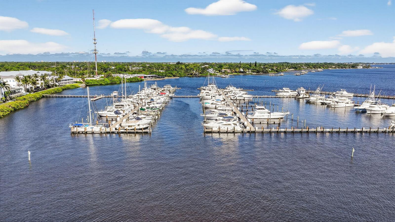 875 NW Flagler Avenue # 302, Stuart FL 34994