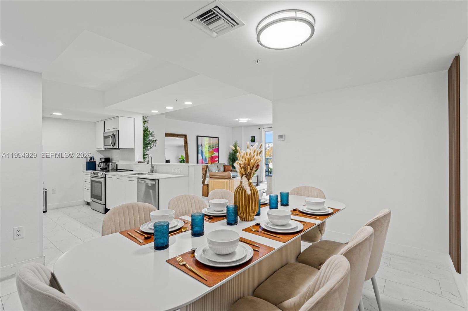 1850 Monroe St # 310, Hollywood FL 33020