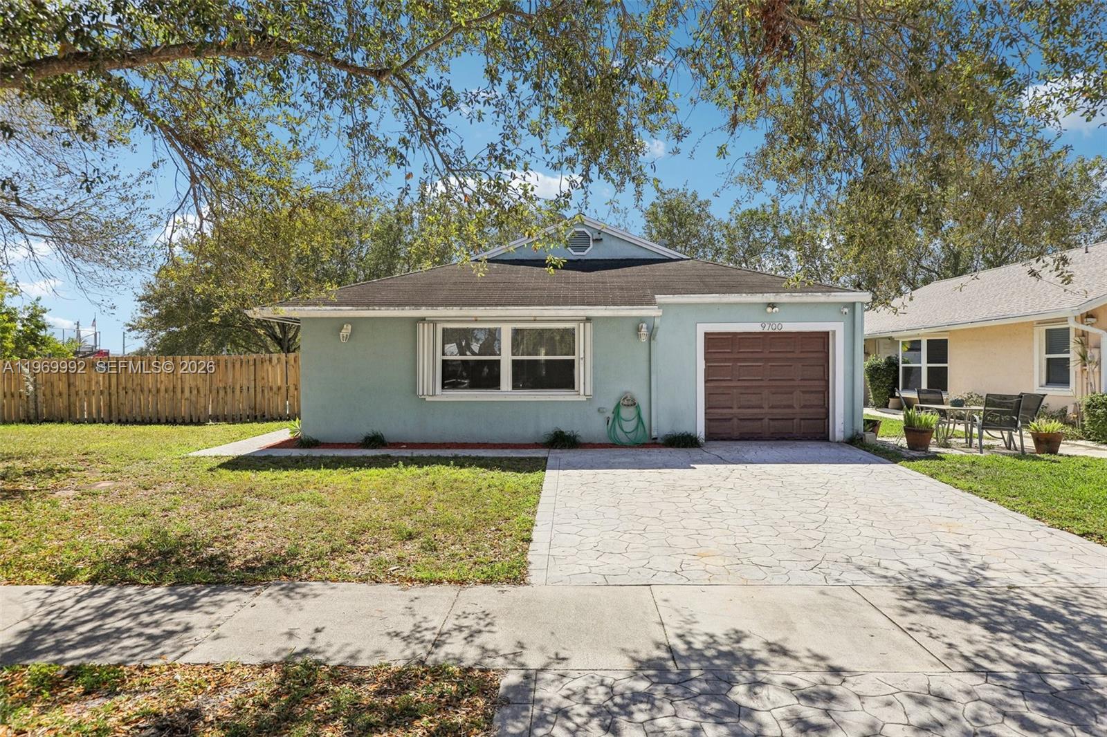 9700 SW 59th St, Cooper City FL 33328