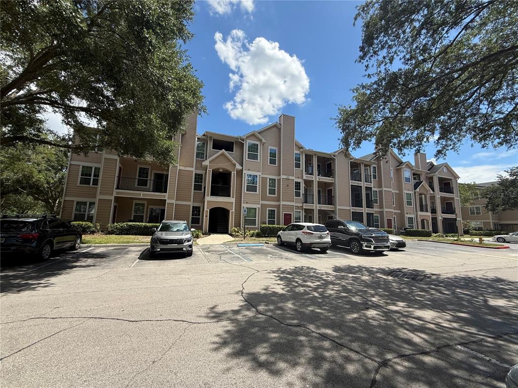 2015 ERVING CIRCLE UNIT 102