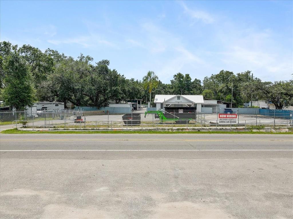 11325 E 92 HIGHWAY, SEFFNER, FL — photo 4 of 30
